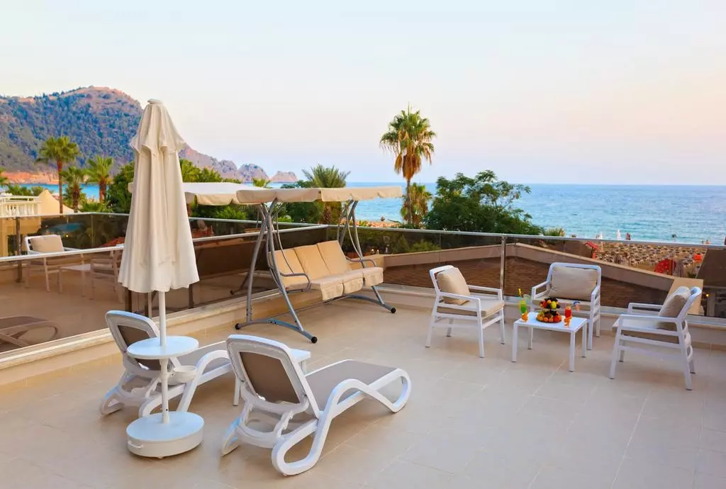 xperia saray beach alanya_shabavizparvaz_01.jpg